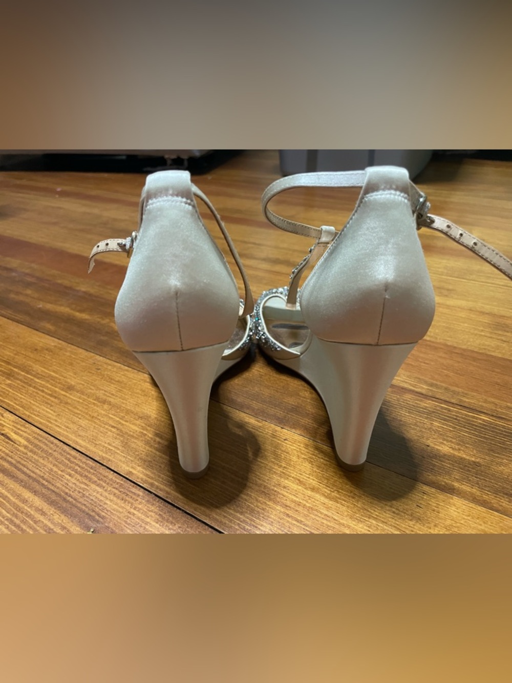 Anthropologie BHLDN Badgley Mischka Ivory Beaded T-Strap Wedge Wedding Sandals - Picture 8 of 16